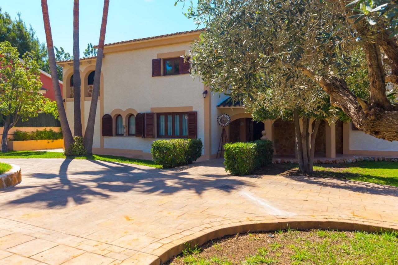 Castellet Villa